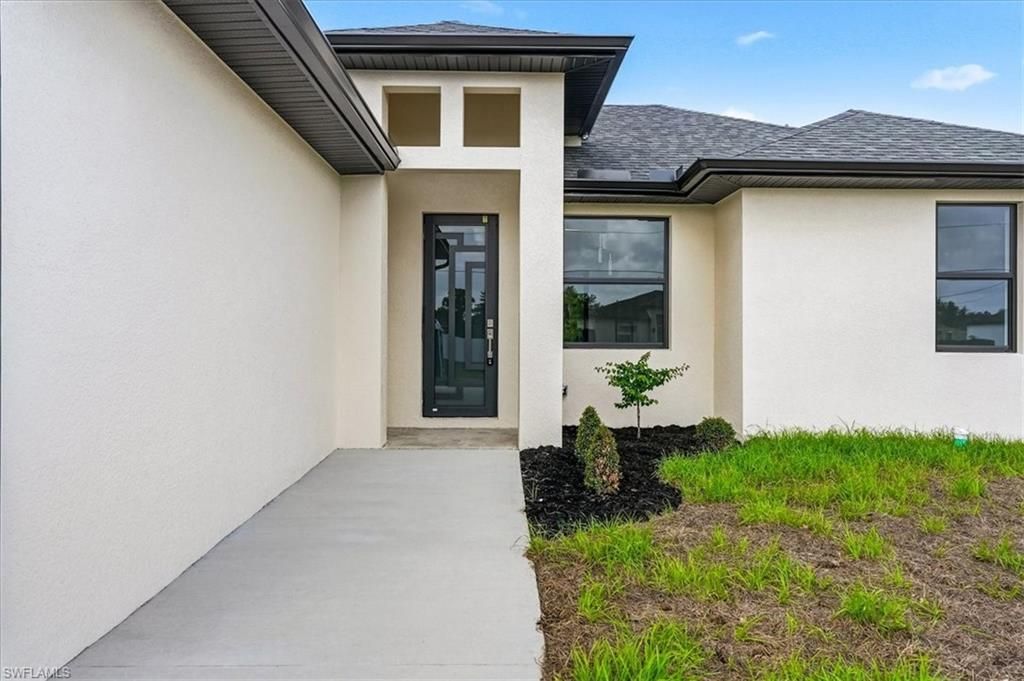 1919 Crawford AVE N, LEHIGH ACRES, FL 33971 — photo 2