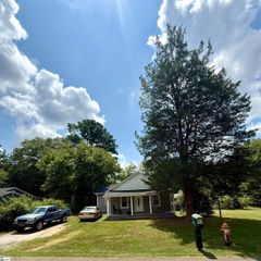 129 Montgomery Street, Roebuck, SC 29376