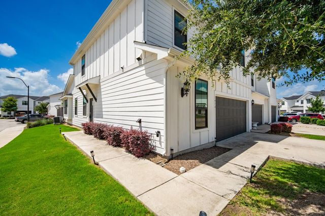 147 Waterside RD A, Buda, TX 78610