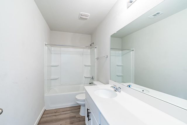 147 Waterside RD A, Buda, TX 78610