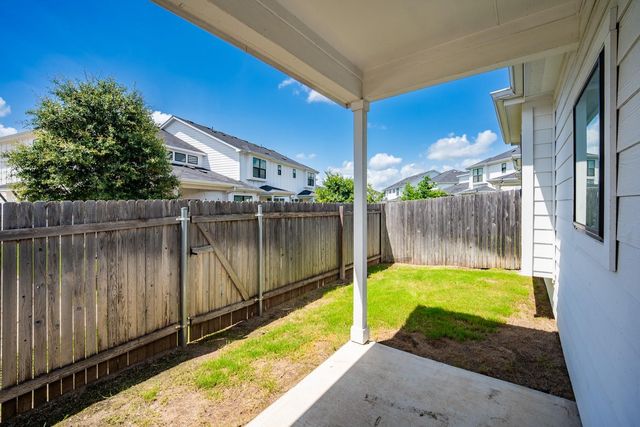 147 Waterside RD A, Buda, TX 78610