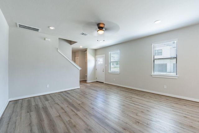 147 Waterside RD A, Buda, TX 78610