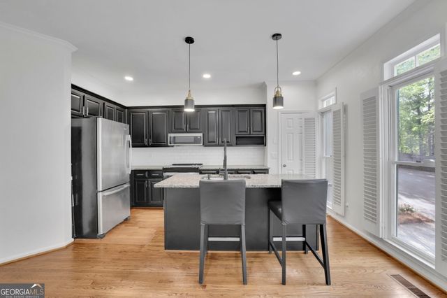 2588 Oakwood Way SE, Smyrna, GA 30080
