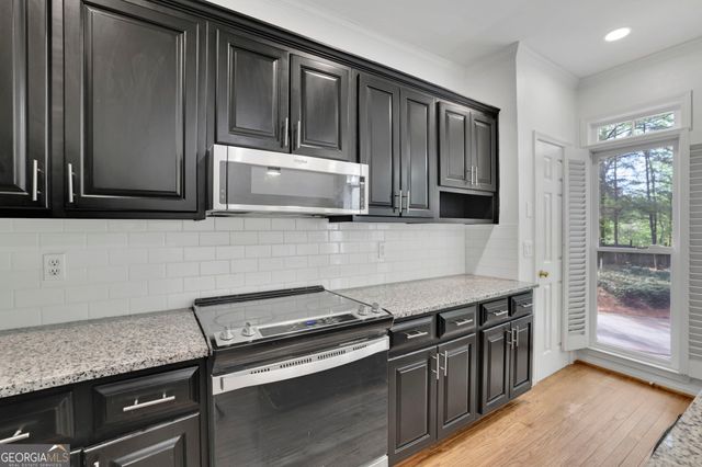 2588 Oakwood Way SE, Smyrna, GA 30080