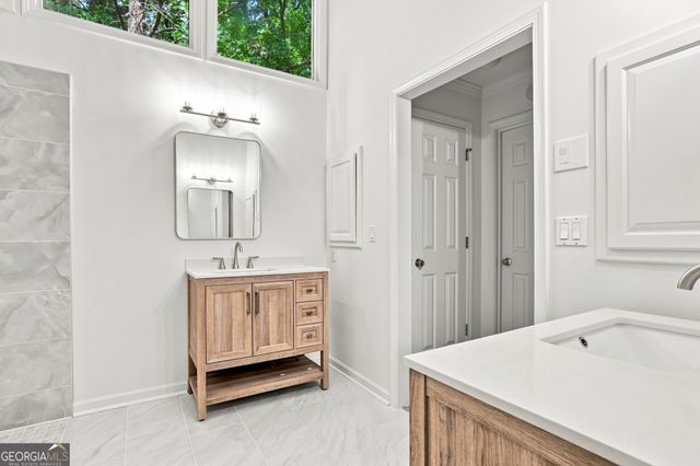 2588 Oakwood Way SE, Smyrna, GA 30080