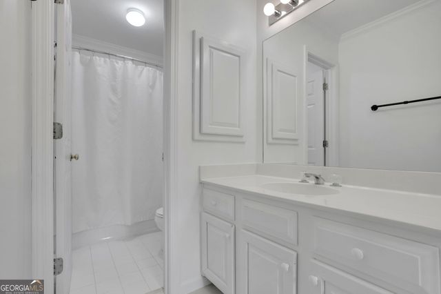 2588 Oakwood Way SE, Smyrna, GA 30080