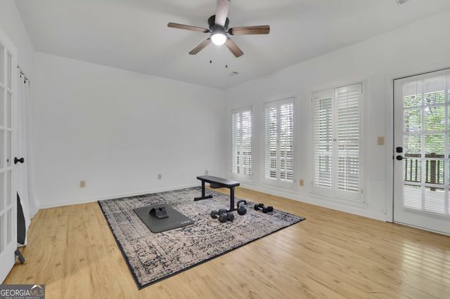 2588 Oakwood Way SE, Smyrna, GA 30080