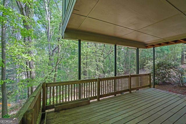 2588 Oakwood Way SE, Smyrna, GA 30080