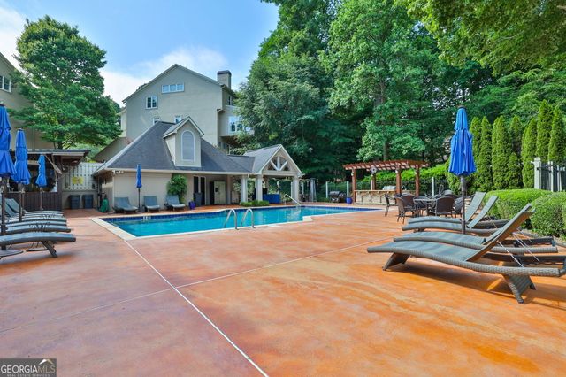 2588 Oakwood Way SE, Smyrna, GA 30080