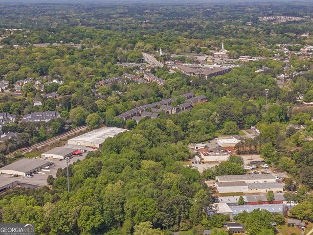 2588 Oakwood Way SE, Smyrna, GA 30080