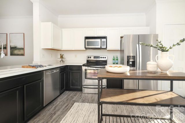 518 Donatello Avenue, Charlotte, NC 28205