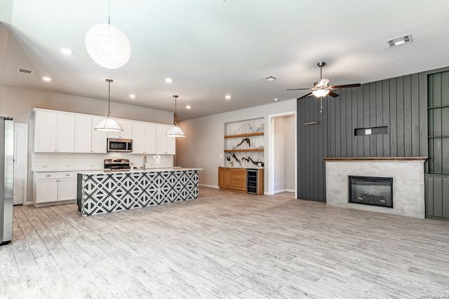 12060 Pitcher Rd, San Antonio, TX 78253