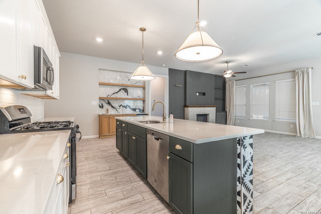 12060 Pitcher Rd, San Antonio, TX 78253