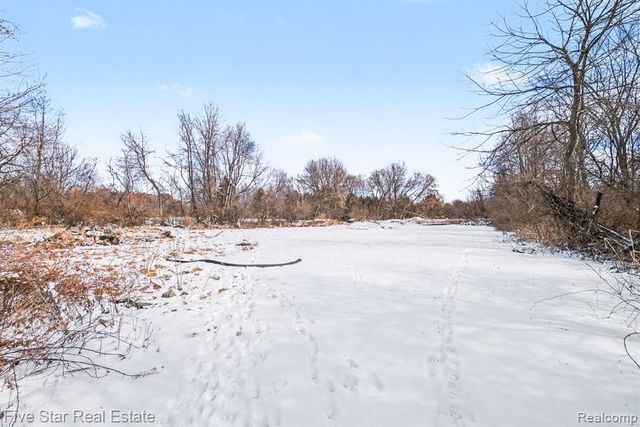 7368 Vassar Road, Otisville, MI 48463