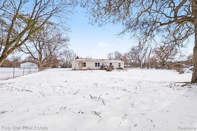 7368 Vassar Road, Otisville, MI 48463