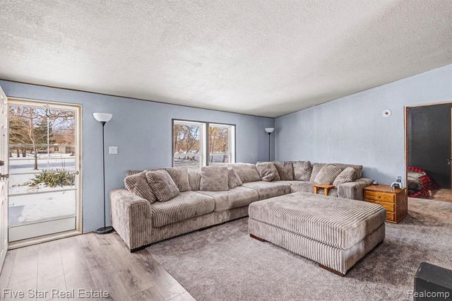 7368 Vassar Road, Otisville, MI 48463