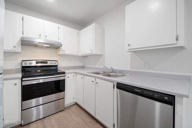 2085 Highview Court APT 1, Reno, NV 89512