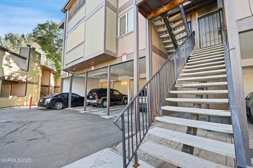 2085 Highview Court APT 1, Reno, NV 89512