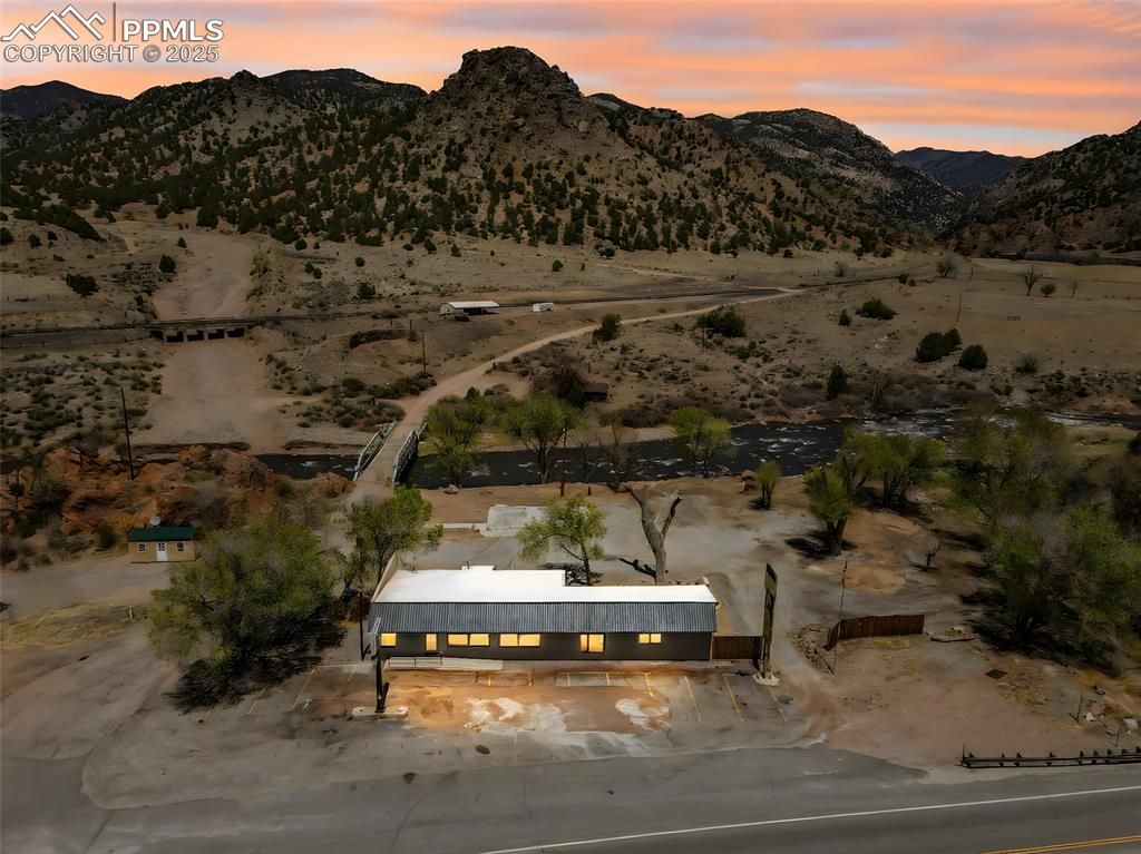27077 Highway 50, Cotopaxi, CO 81223 — exterior