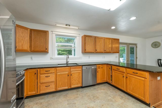 37 Cherub Drive, Farmington, NH 03835