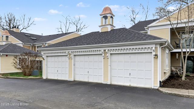 814 Washburn Ave APT 20, Louisville, KY 40222