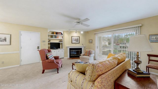 814 Washburn Ave APT 20, Louisville, KY 40222