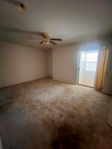 6304 S Rice Avenue, Bellaire, TX 77401