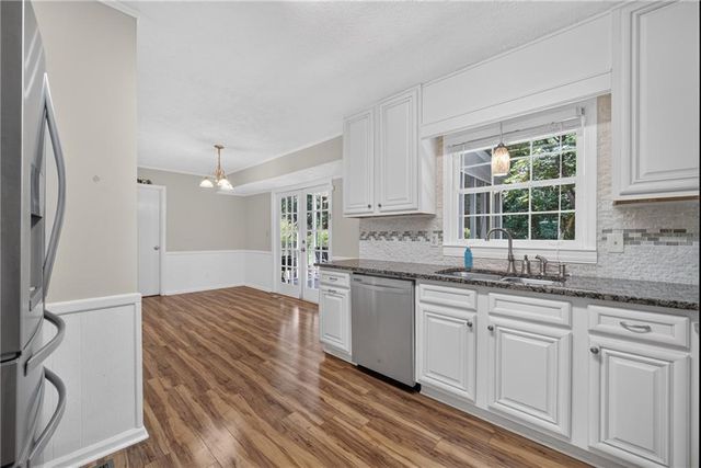 2313 Cambridge Street, Snellville, GA 30078
