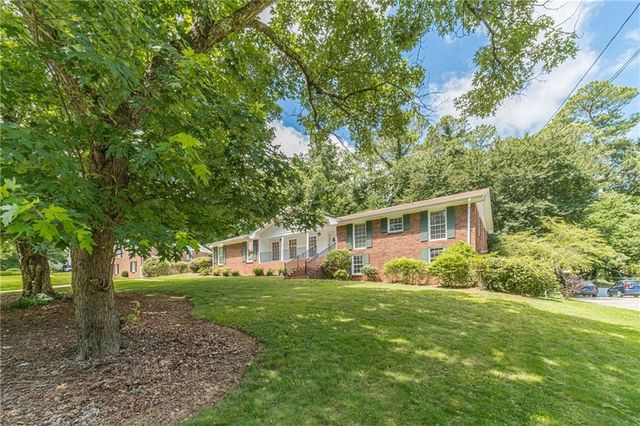 2313 Cambridge Street, Snellville, GA 30078