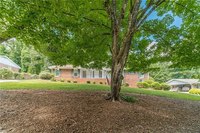 2313 Cambridge Street, Snellville, GA 30078