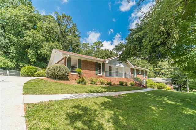 2313 Cambridge Street, Snellville, GA 30078