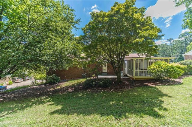 2313 Cambridge Street, Snellville, GA 30078