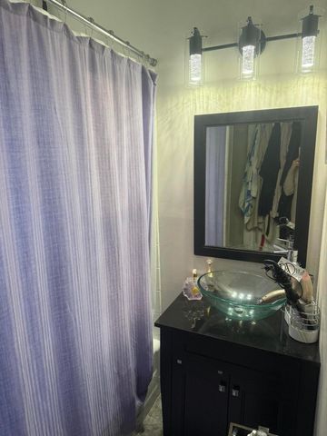 217 E 13 Th Place, Hobart, IN 46342