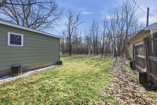 217 E 13 Th Place, Hobart, IN 46342