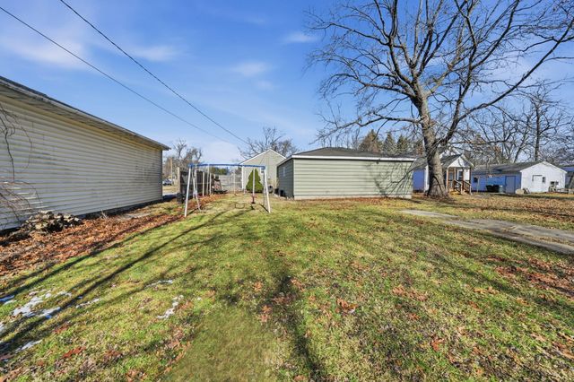 217 E 13 Th Place, Hobart, IN 46342