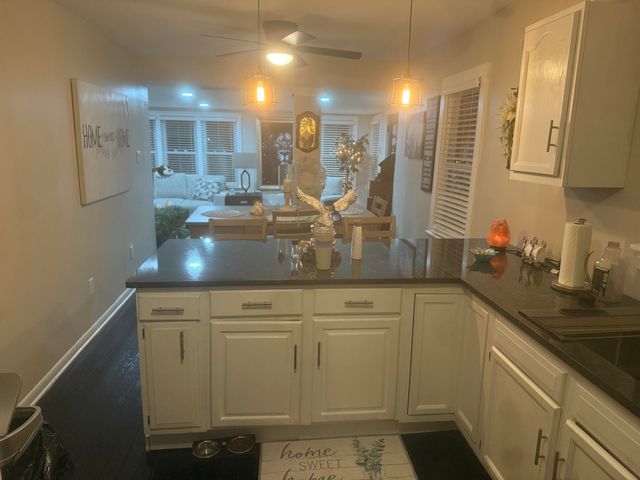 217 E 13 Th Place, Hobart, IN 46342