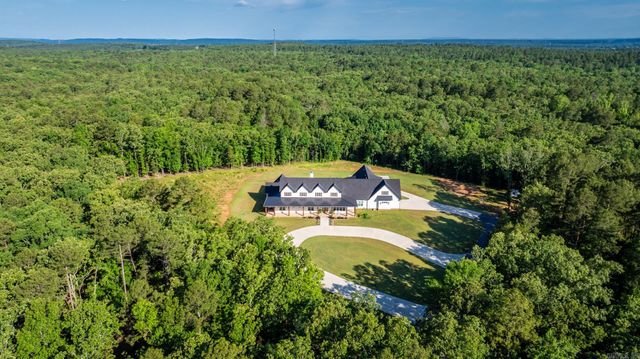 2995 Cresthaven Street, Conway, AR 72034
