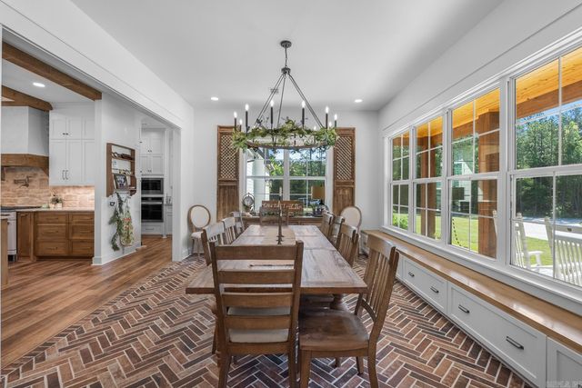 2995 Cresthaven Street, Conway, AR 72034