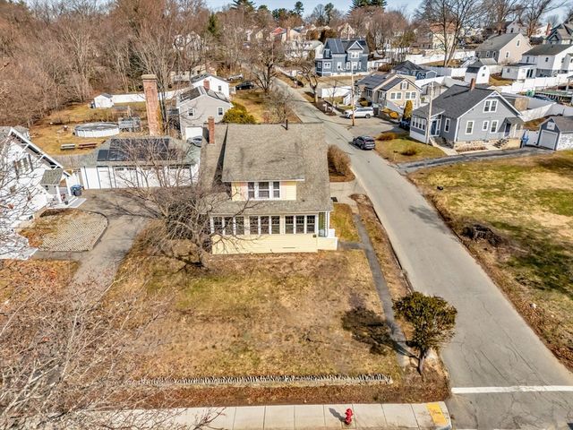 219 Pelham Street, Methuen, MA 01844