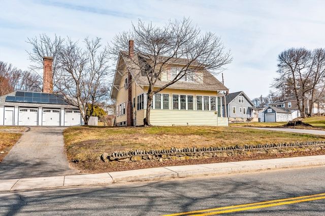 219 Pelham Street, Methuen, MA 01844