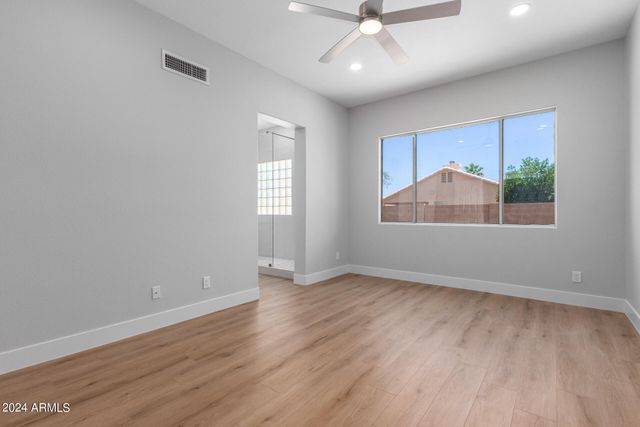 13711 W TARA Lane, Surprise, AZ 85374