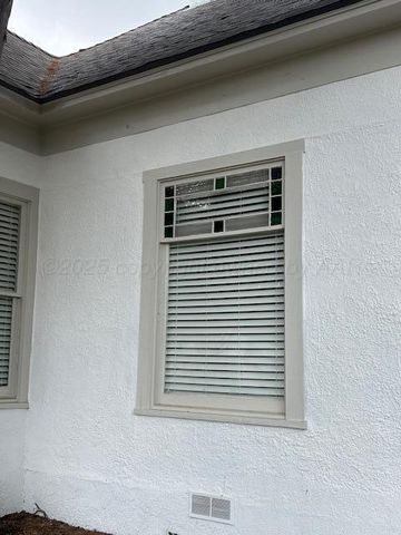 401 Cedar Street, Mclean, TX 79057