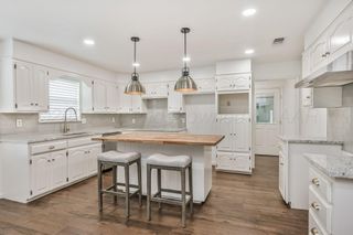 401 Cedar Street, Mclean, TX 79057