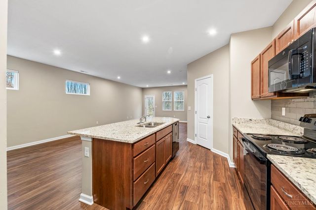 5801 Parkview Lane, Miami Twp, OH 45150