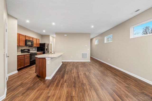 5801 Parkview Lane, Miami Twp, OH 45150