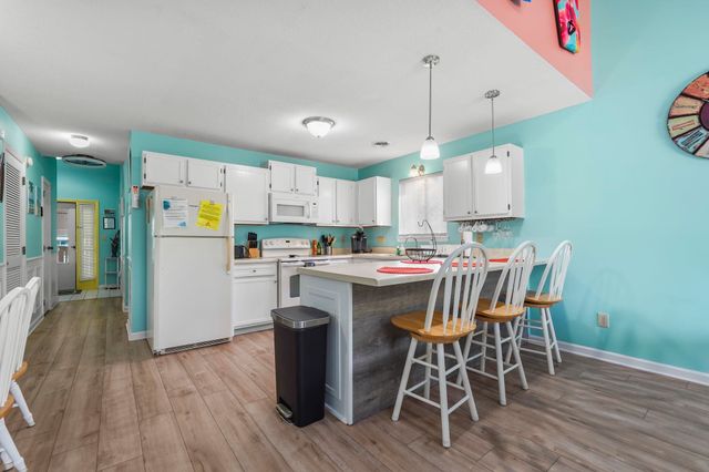 1920 Bent Grass Dr Apt 36J, Surfside Beach, SC 29575