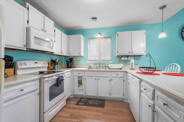1920 Bent Grass Dr Apt 36J, Surfside Beach, SC 29575
