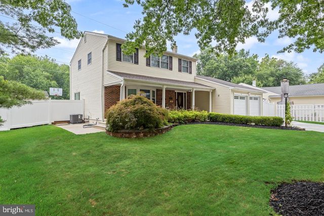 203 PATRICIA AVE, Delran, NJ 08075