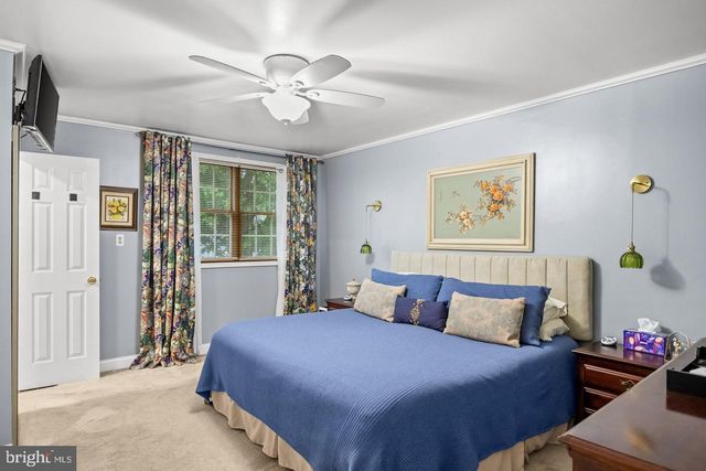 203 PATRICIA AVE, Delran, NJ 08075