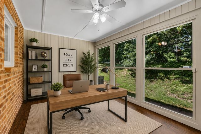 523 Williamsburg Dr, Nashville, TN 37214